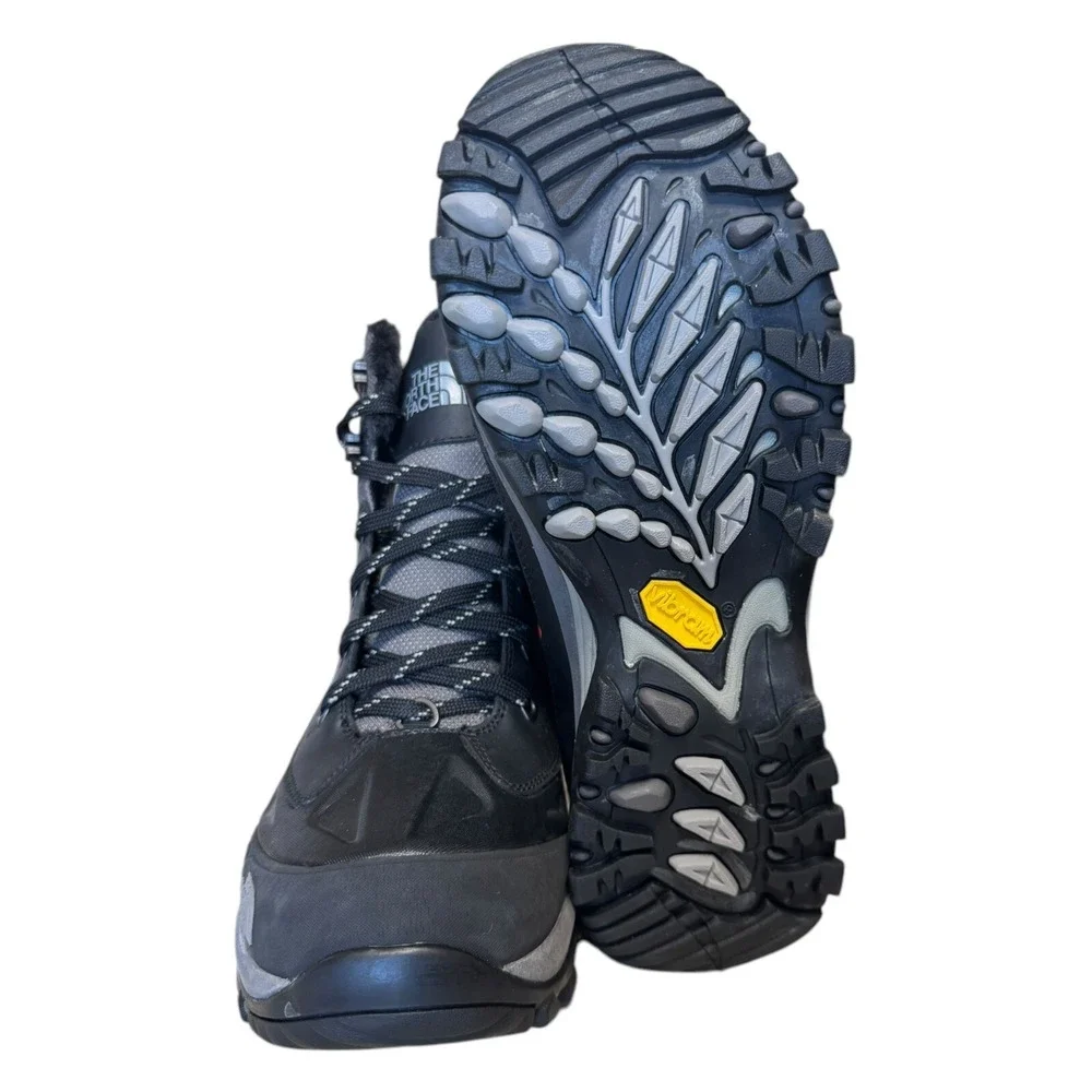 The North‎ Face Chilkat Women's Boots Size 7 No Box